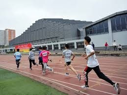 中欧篮球冠军杯在重庆开赛 促进中欧篮球交流合作